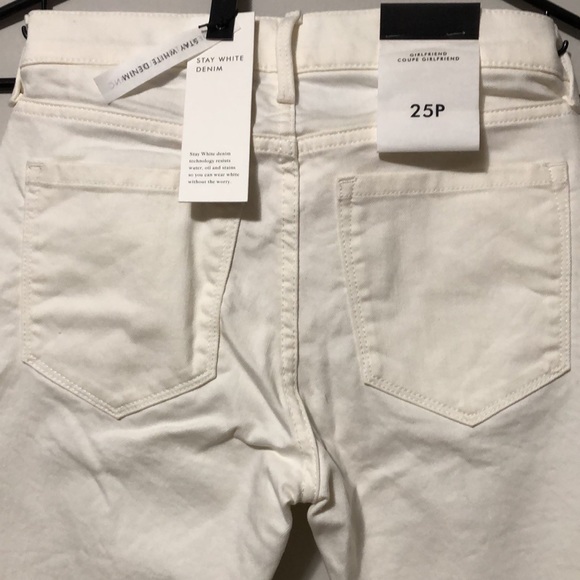 Banana Republic Denim - 🛍️2/$25🛍️🌟BNWT🌟BANANA REPUBLIC SZ 25P,STAY WHITE, STRAIGHT LEG JEANS.